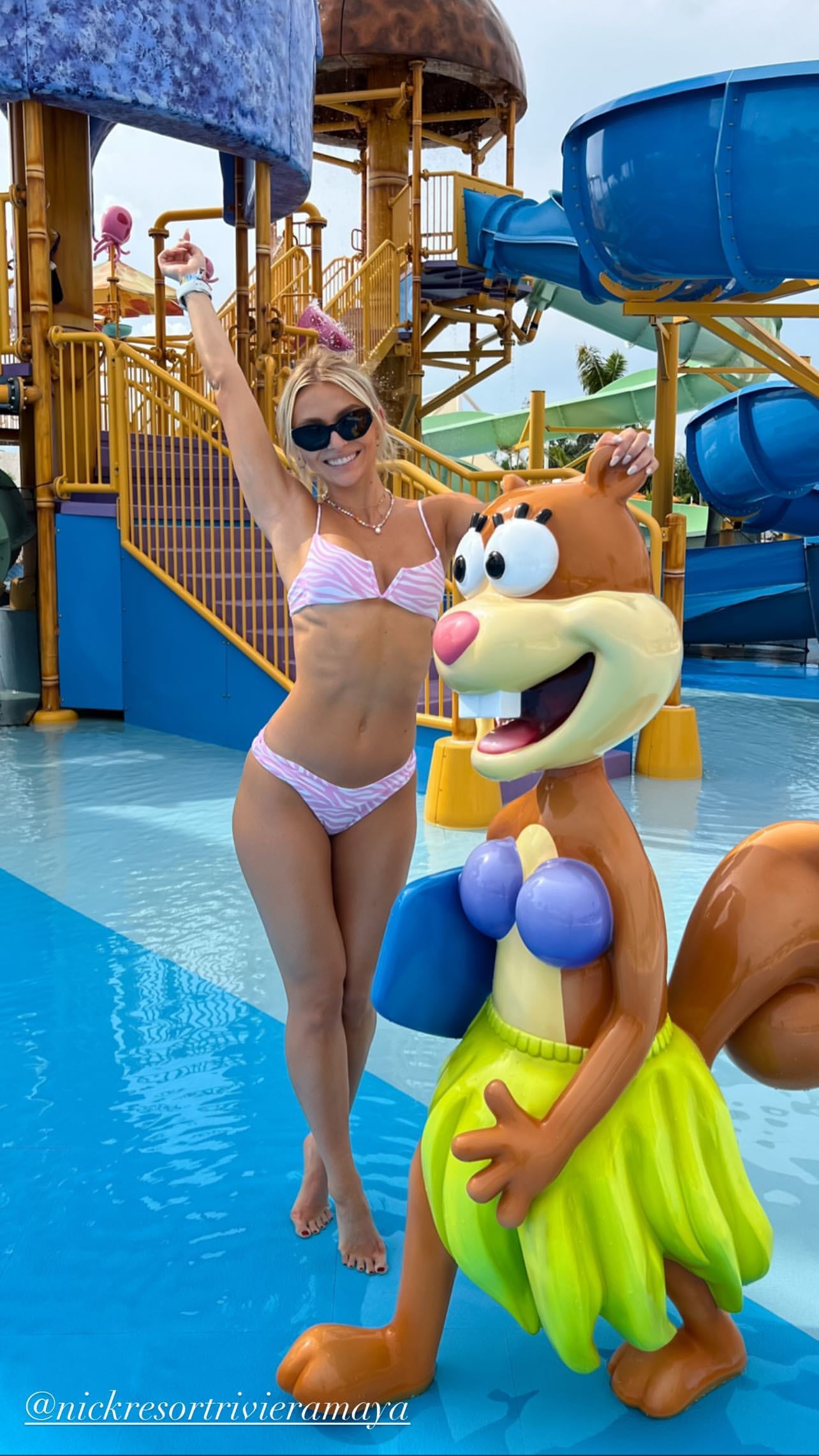 Irina Baeva en Hotel Nickelodeon Riviera Maya