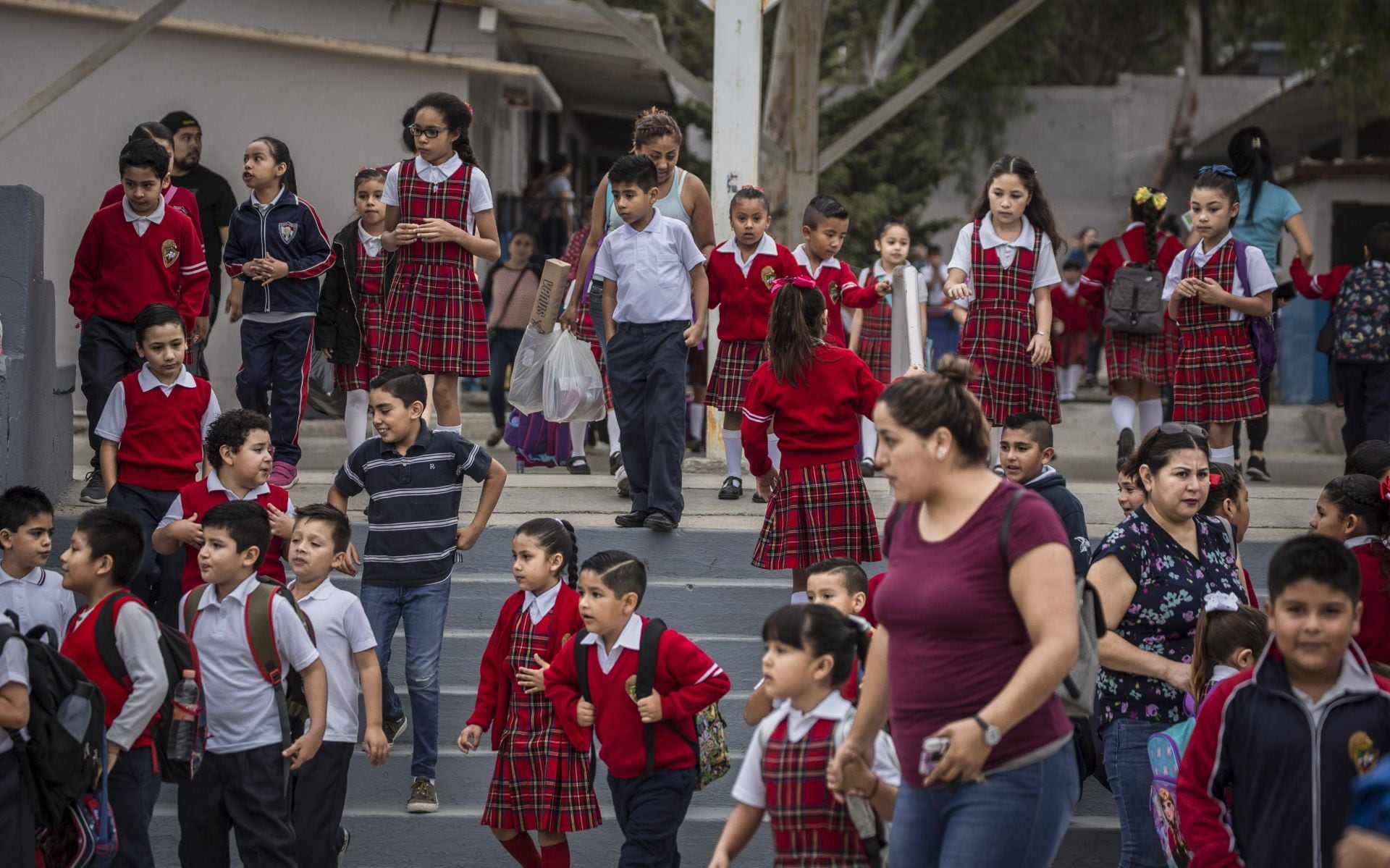 En Baja California, 685 mil estudiantes de preescolar, primaria y secundaria, regresaron a clases después de disfrutar las vacaciones de verano
