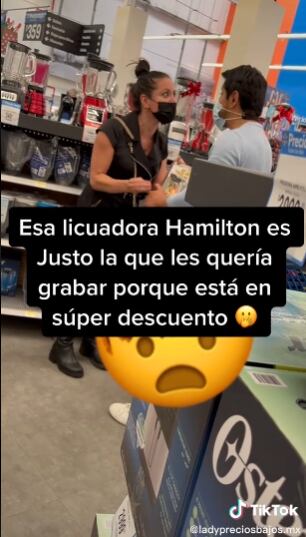 Mujer llama codo a su esposo en un supermercado