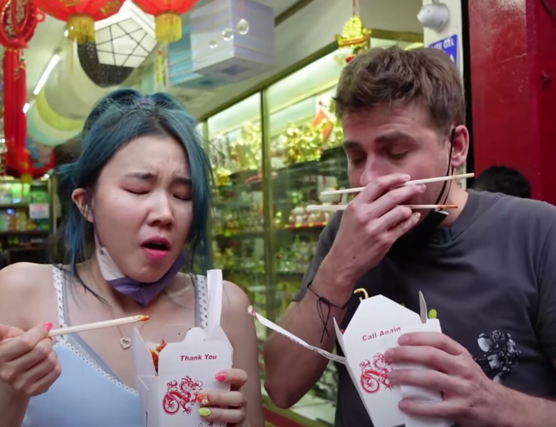 Chingu Amiga y Jimmy 'ponen a prueba' la comida china