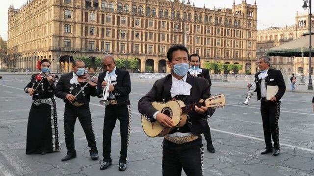 Mariachis en el Zócalo