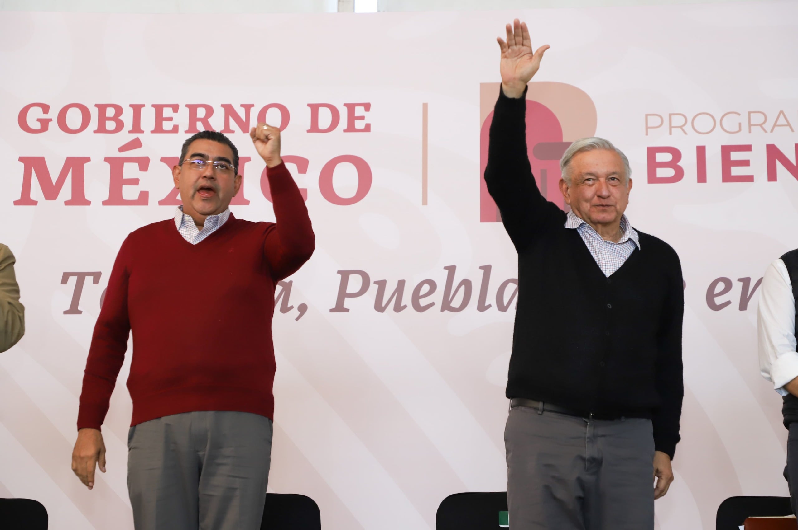 Sergio Salomón y AMLO