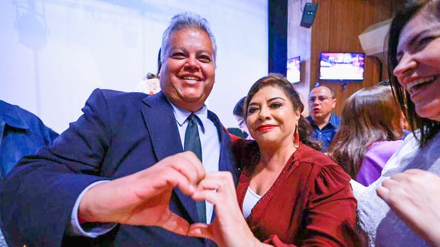 ¿Quién es Carlos Cervantes Godoy?