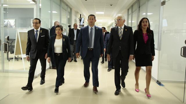 Diego Sinhue Rodríguez promueve identidad de Guanajuato