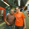 VIDEO: Salomón Chertorivski busca subirse a Metro Pantitlán de la Línea 1 en hora pico