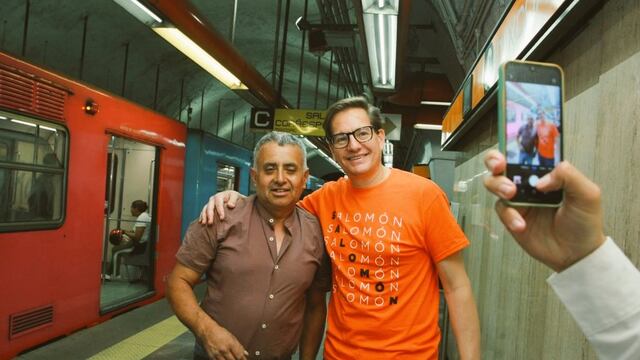 Salomón Chertorivski en el Metro CDMX