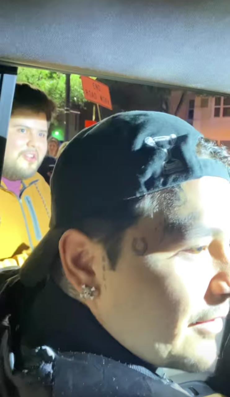 Christian Nodal y fan