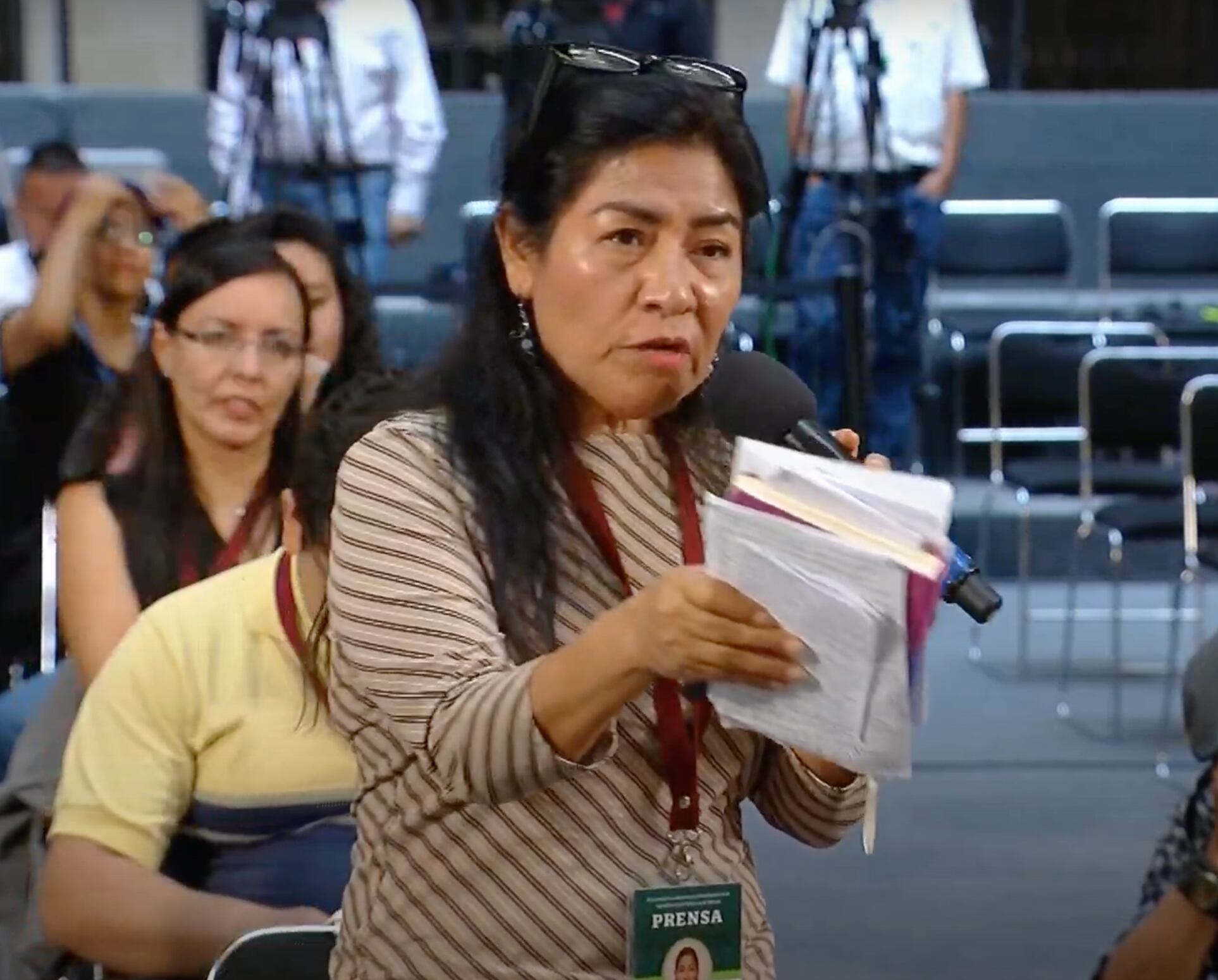 Periodista Reyna Haydee Ramírez en La Mañanera de AMLO