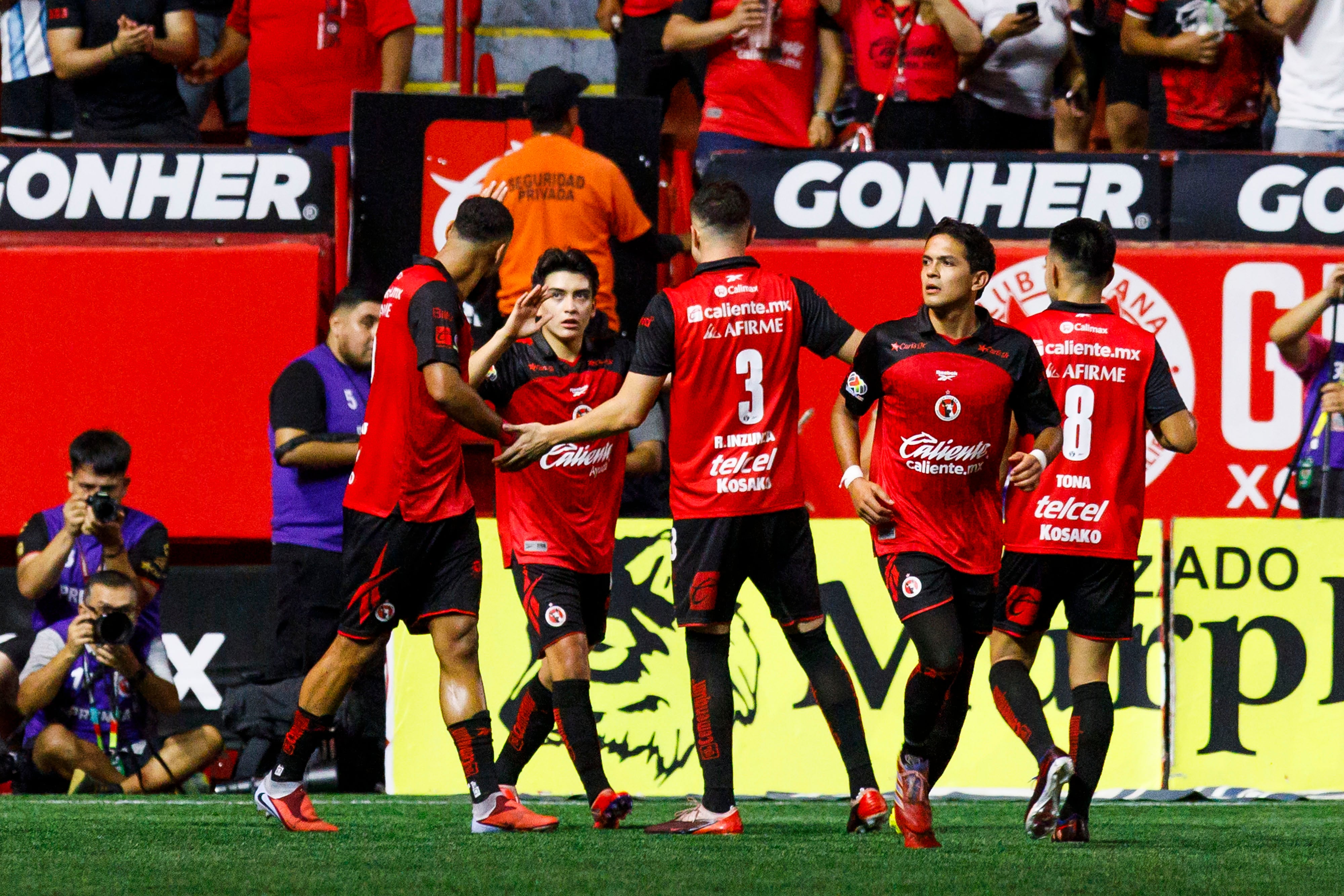Gilberto Mora anotó doblete ante Pumas en la Jornada 6 de la Liga MX.