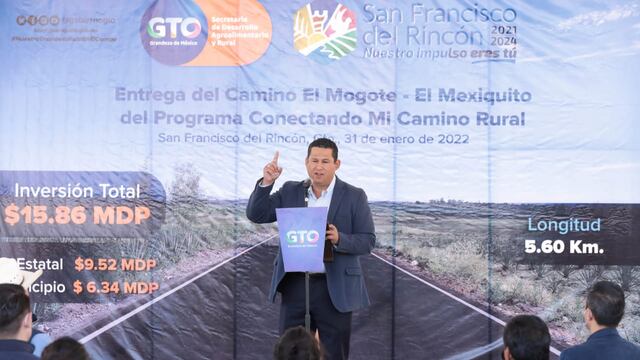 Diego Sinhue entrega obras