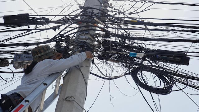 Monterrey supera meta de retiro de cable en desuso.