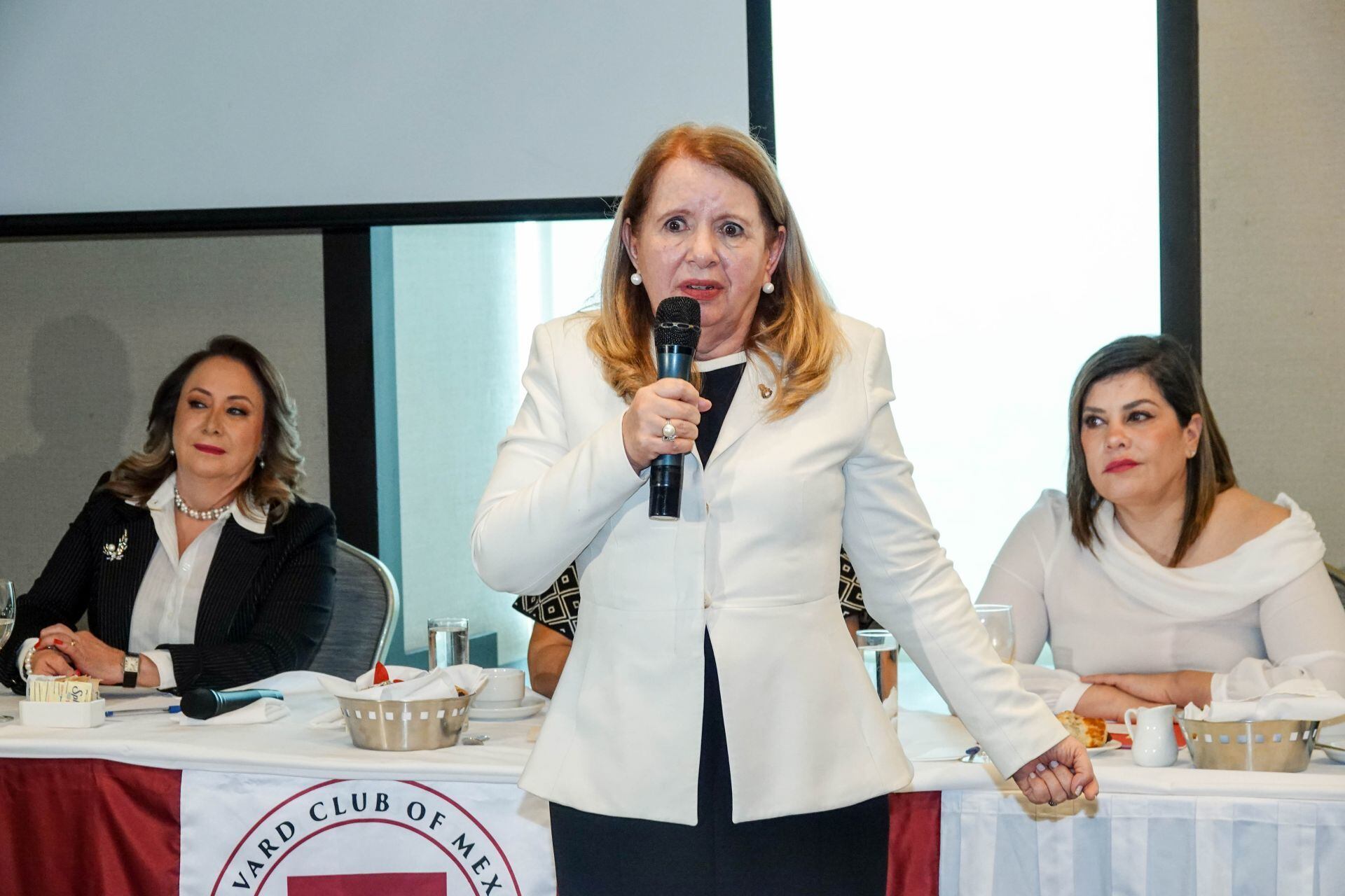 Loretta Ortiz Ahlf