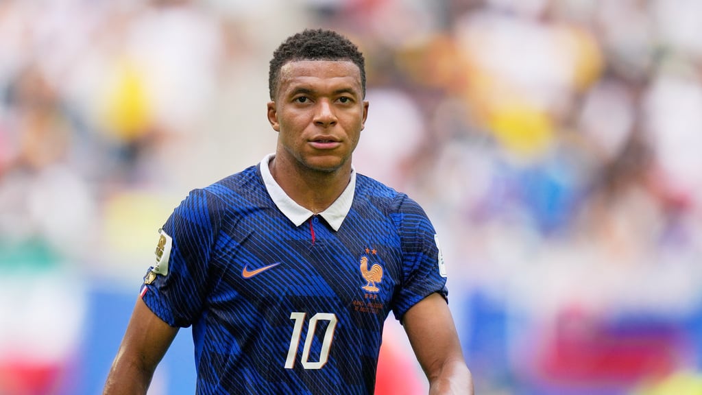 EA Sports FC 27: Mbappé es la estrella de la portada oficial