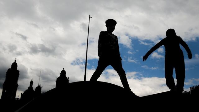 “Ley Chancla” es aprobada en CDMX: prohiben castigo físico contra menores de edad