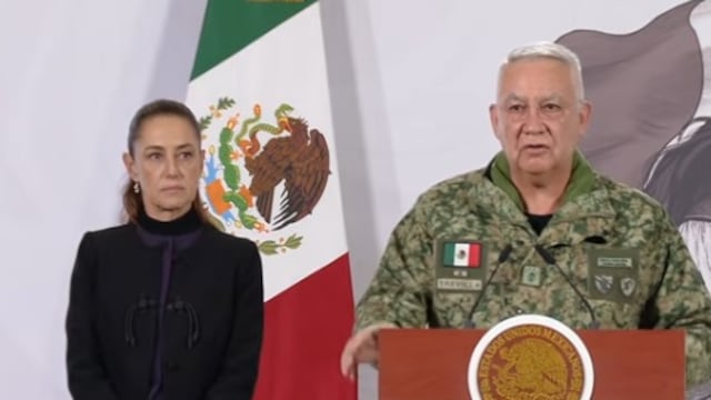 General Trevilla de la Sedena se quiebra al dar pésame por militares muertos en operativo por El Mencho.