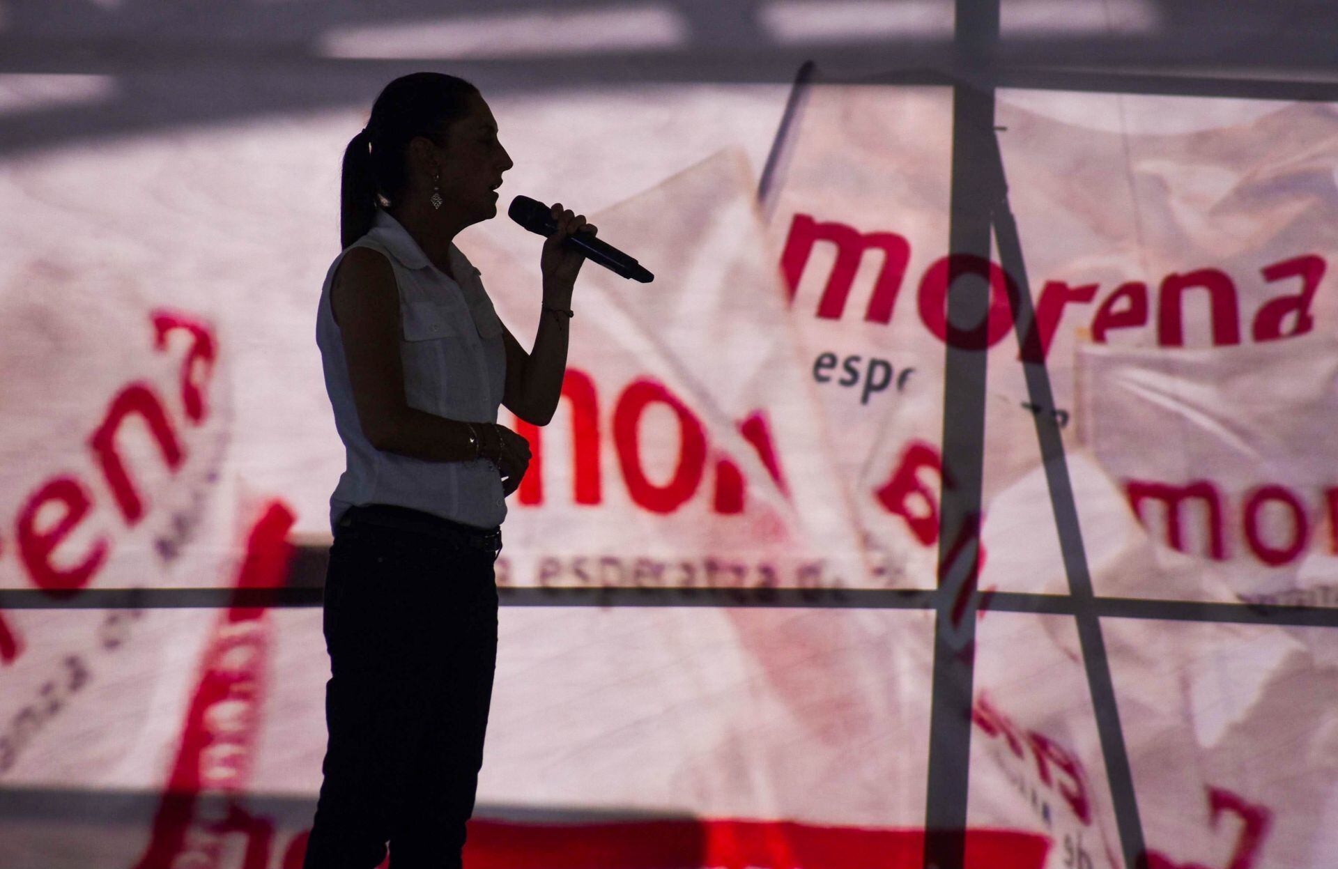 Claudia Sheinbaum se reunión con simpatizantes en Ciudad del Carmen, para hablar sobre su proyecto previo a la encuesta en donde Morena elegirá su candidatura presidencial.