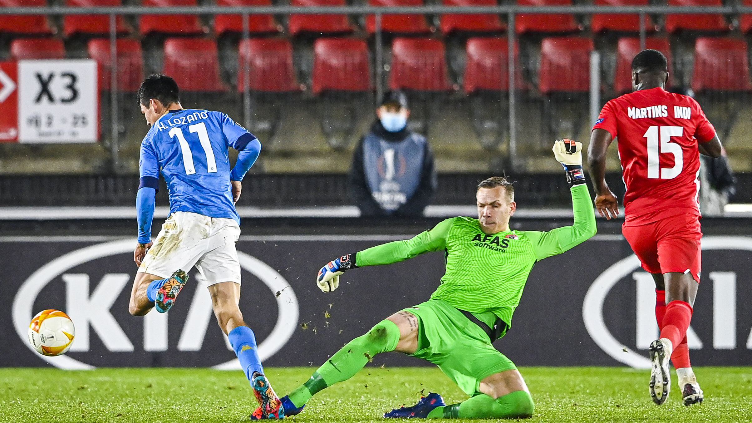 Chucky Lozano: Napoli iguala ante el AZ Alkmaar