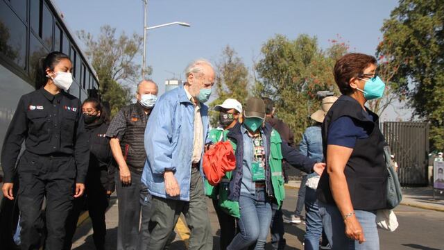 Vacunación adultos mayores BJ