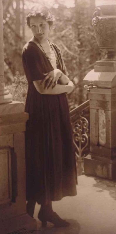 Antonieta Rivas Mercado, se mató en la catedral de Notre Dame