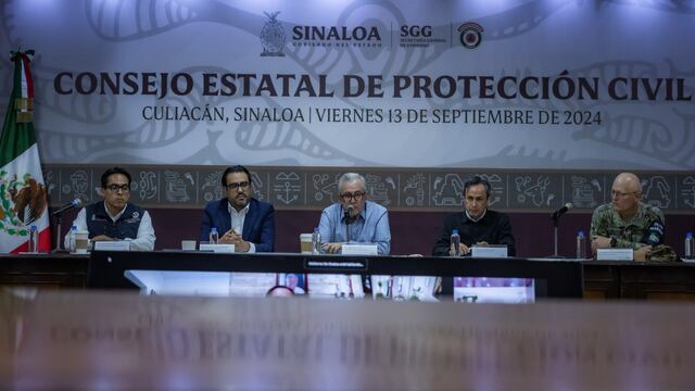 Rubén Rocha con el Consejo de Protección Civil de Sinaloa