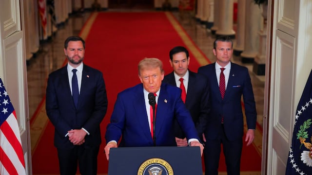 Donald Trump confirma ataque de Estados Unidos a sitios nucleares de Irán; amenaza con más bombardeos “si paz no llega pronto”