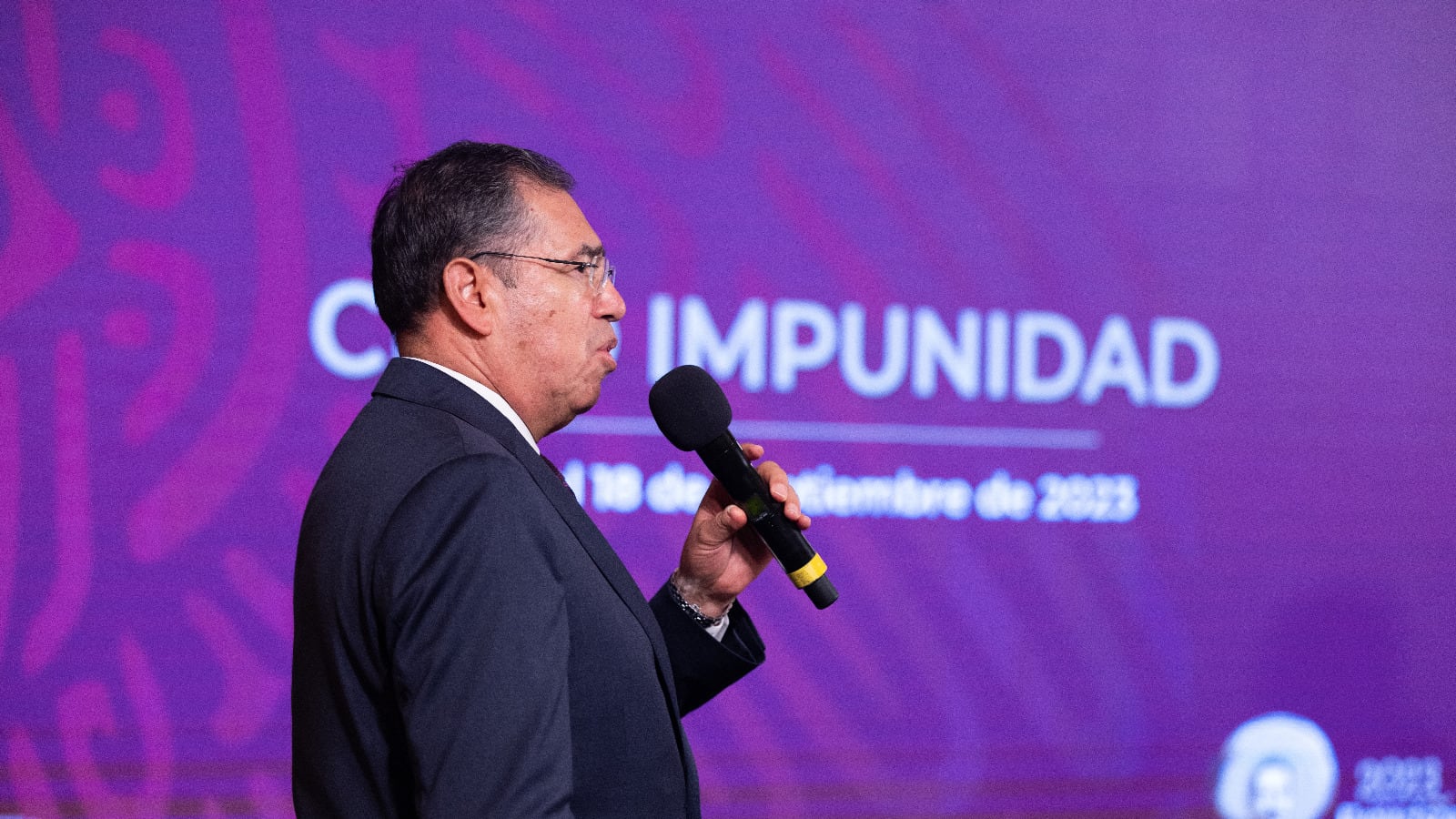 Exhiben en la Mañanera de AMLO a jueces que han favorecido casos de Juan Collado y Emilio Lozoya, entre otros