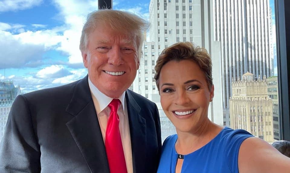 Kari Lake sería elegida por Donald Trump para ser embajadora de Estados Unidos en México