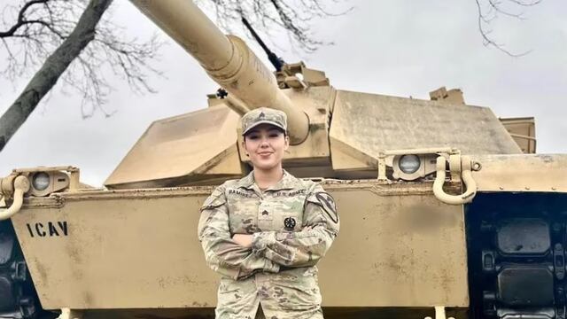 ¿Quién es Cinthia Ramírez, la integrante mexicana del Ejército que la rompe en Estados Unidos?