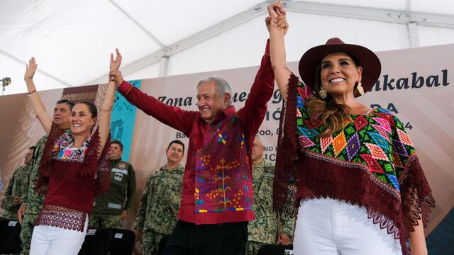 AMLO, Claudia Sheinbaum y Mara Lezama en Quintana Roo.