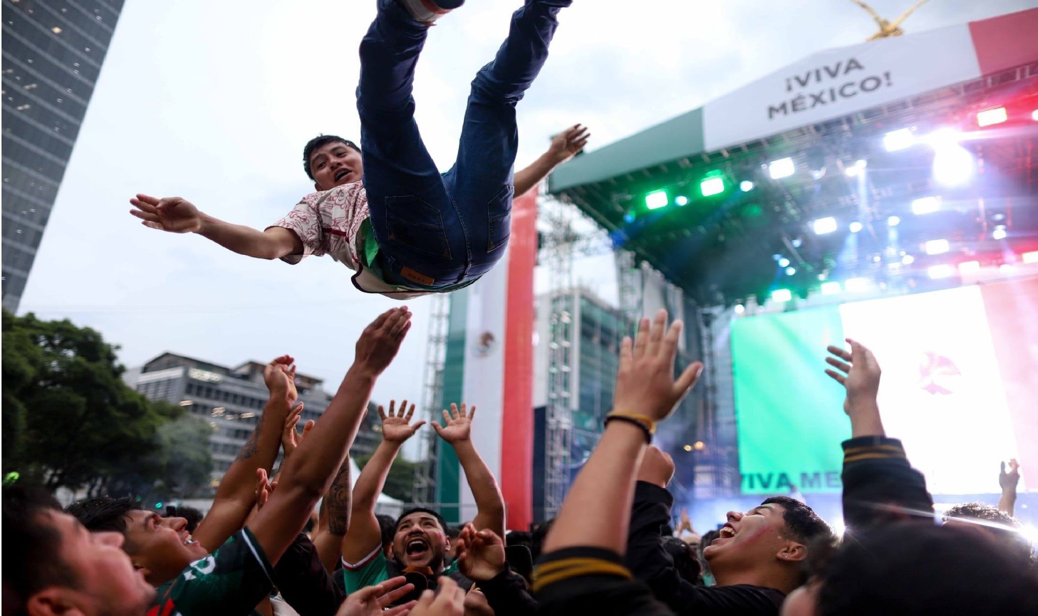 ¡Quiere volar! Secretaría de Salud de CDMX alerta por la práctica viral del Mundial 2026