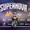 Alana Flores llegó a la alfombra de Supernova: Orígenes con un outfit hecho con costales de boxeo