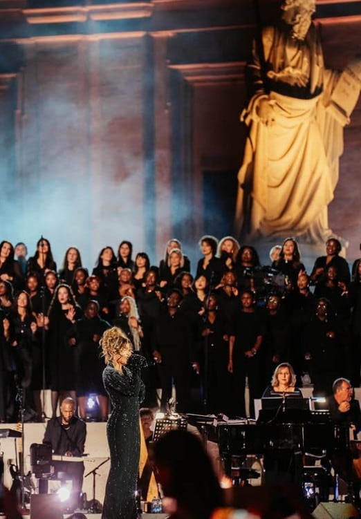 Karol G en El Vaticano