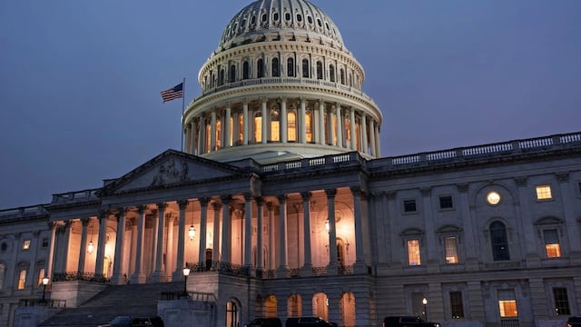 El Congreso de Estados Unidos no aprueba el presupuesto, y genera un Shutdown