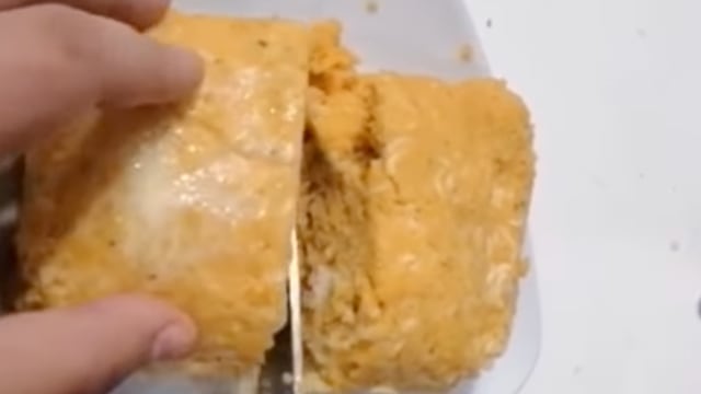 Crean un tamal con Doritos, sopa instantánea y una toalla