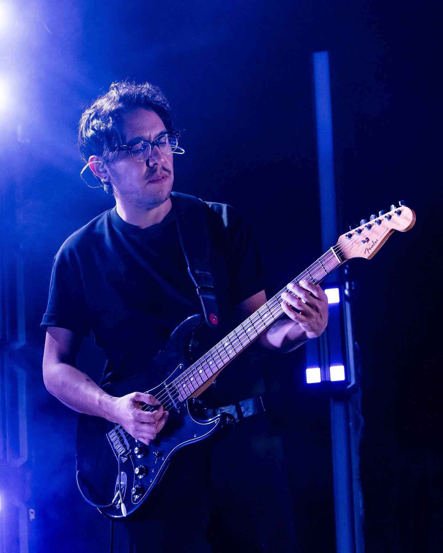 Erik Vázquez, guitarrista de Camilo Séptimo.