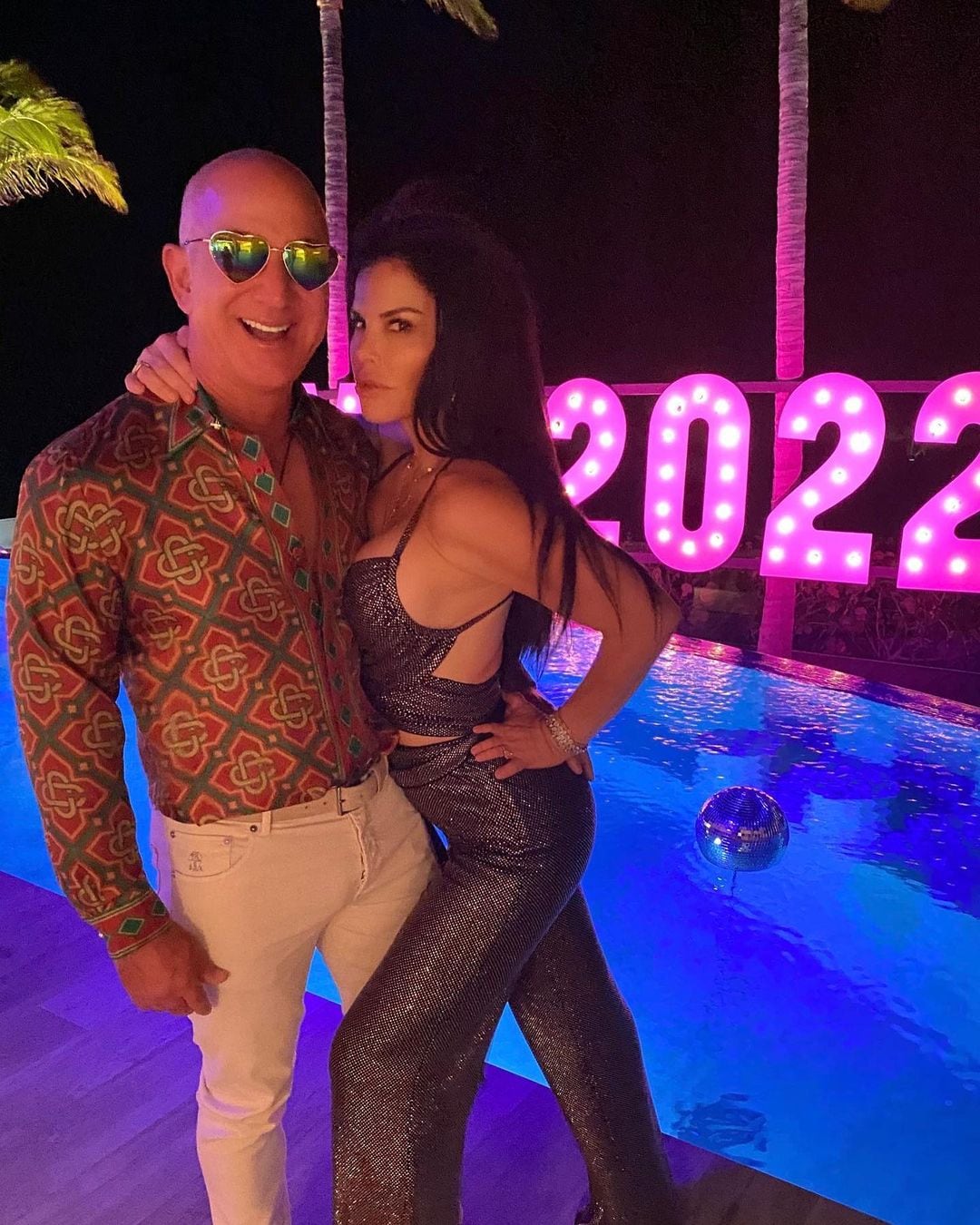 Jeff Bezos celebra Año Nuevo