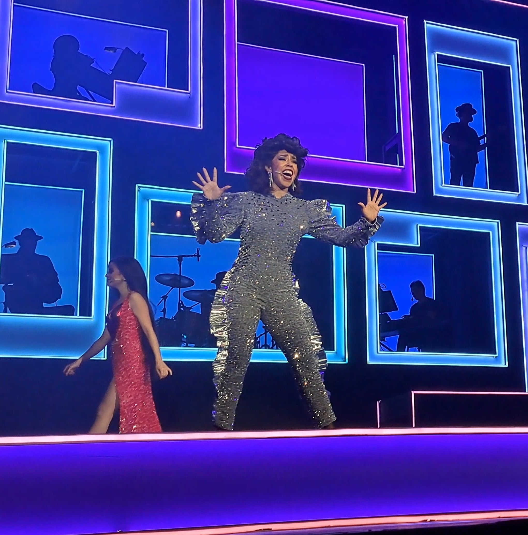 Fela Domínguez, cantante.