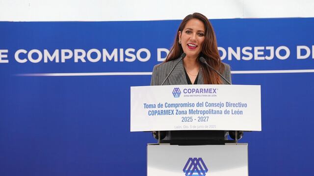 Libia Dennise García toma protesta a nuevos integrantes de COPARMEX