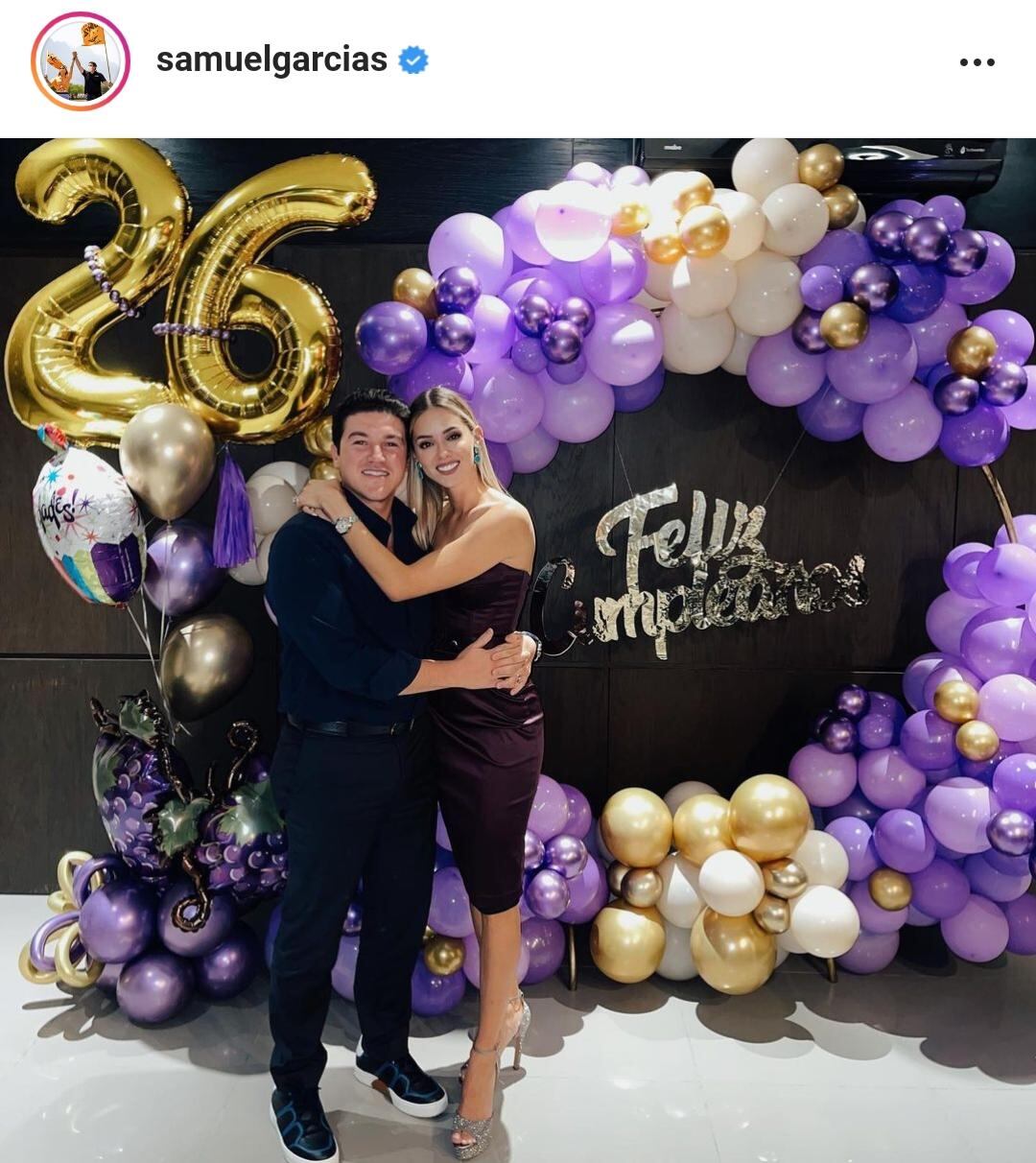 Publicación de Samuel con Mariana