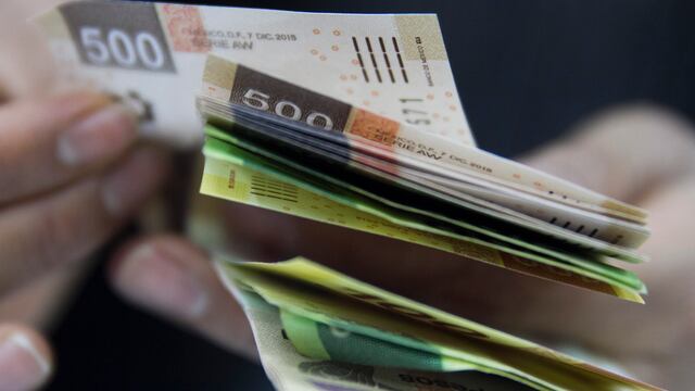 Dinero. Caída en el gasto federal transferido a estados.