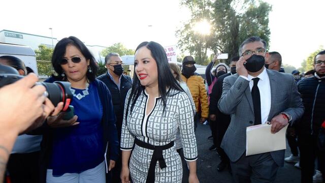 Sandra Cuevas, alcaldesa suspendida en Cuauhtémoc, llega a la audiencia inicial de el Reclusorio Norte