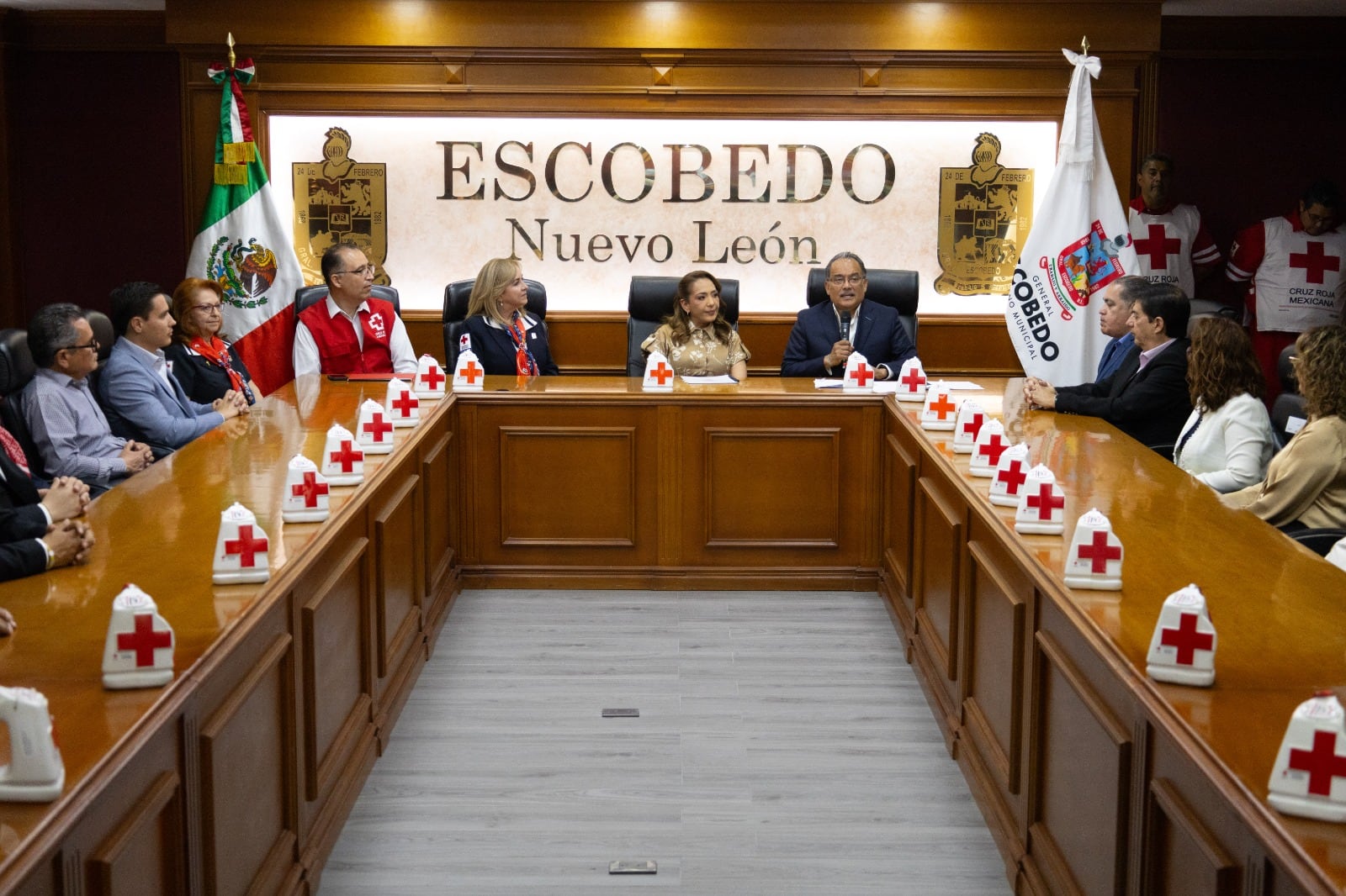 Andrés Mijes impulsa solidaridad y apoyo a familias con colecta anual de Cruz Roja