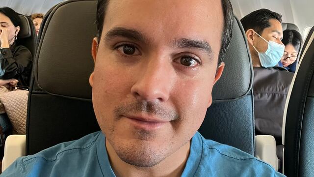 Gustavo Macalpin llora al regresar a Mexicali