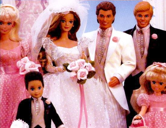 Allan y Midge en tráiler de Barbie: ¿Quiénes son los antiguos muñecos descontinuados que aparecen?