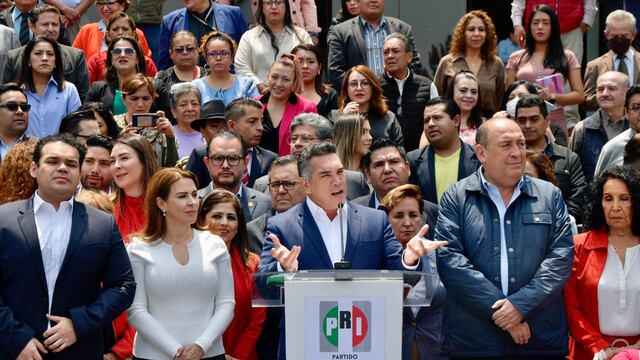 Alejandro Moreno se destapa como candidato presidencial del PRI para 2024