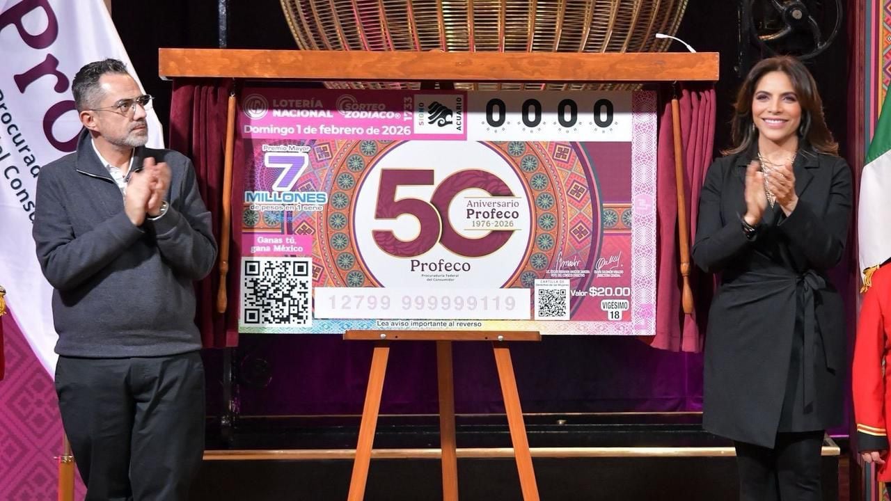 Lotería Nacional presenta billete del Sorteo Zodiaco por el 50 Aniversario de la Profeco