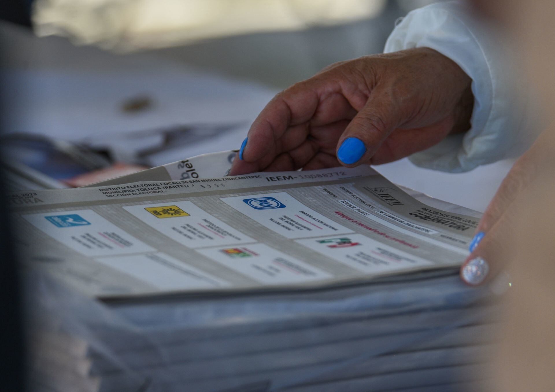Instalación de casillas en el Valle de Toluca para la elección a Gobernador del Estado de México