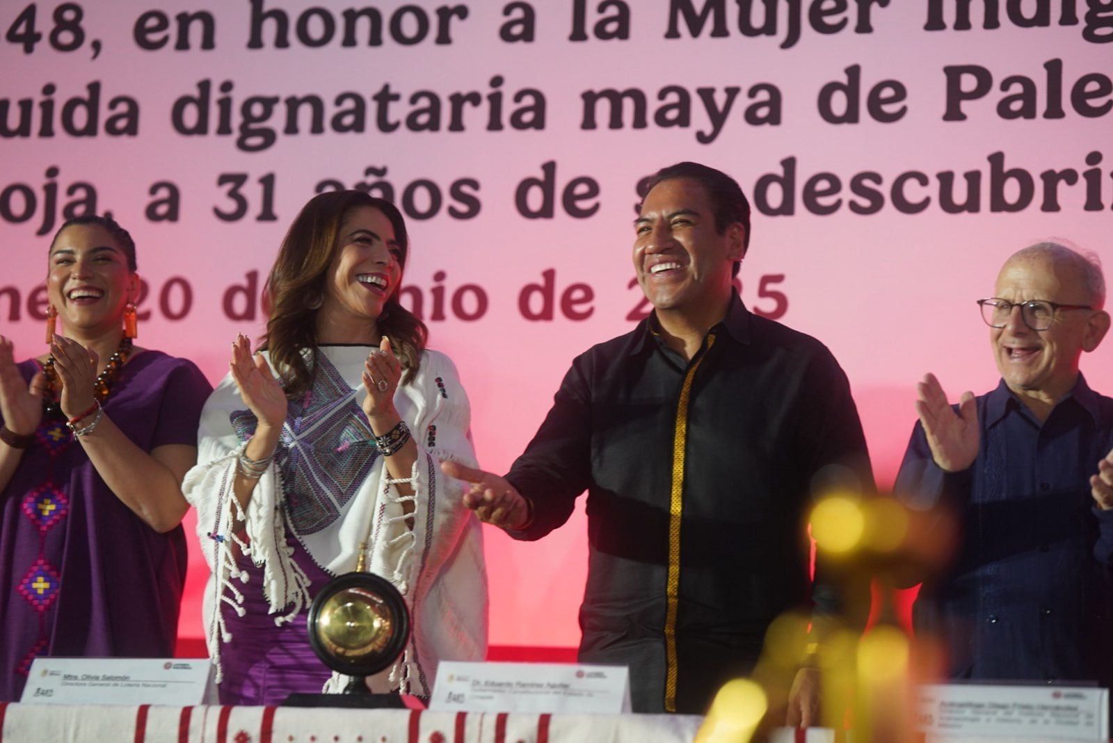 Chiapas y Lotería Nacional celebran a la Reina Roja