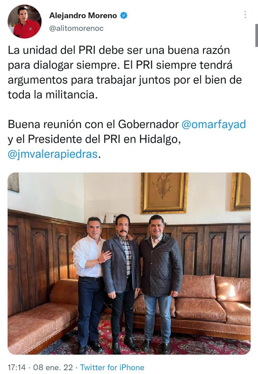 Alejandro Moreno con Omar Fayad y Julio Valera