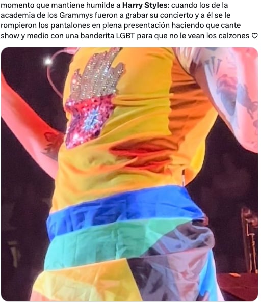 Harry Styles rompe sus pantalones frente a Jennifer Aniston